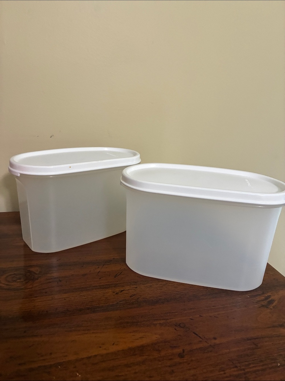 TUPPERWARE BUNDLE (10 pieces - 5 items) - Picture 4 of 15